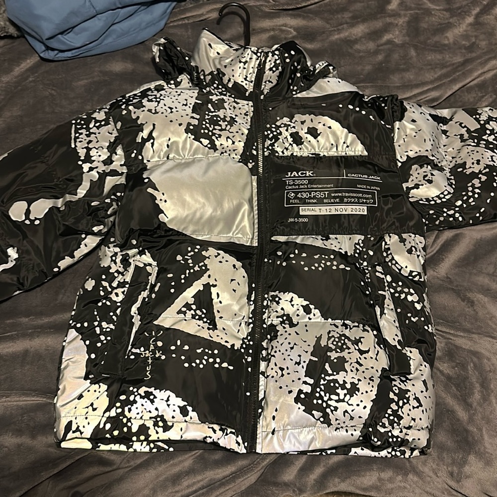 Travis Scott Cactus Jack Reflective Puffer Black and Silver Men’s Small